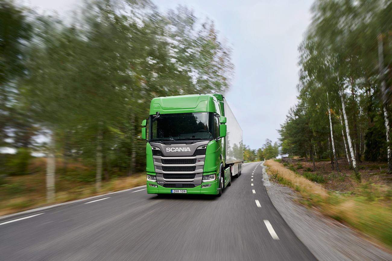 Truckscaniagreentruck2 jun1621