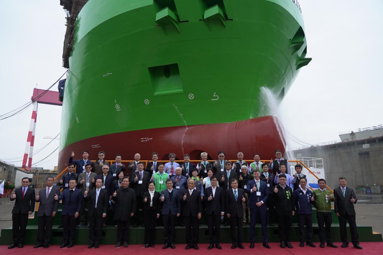 Demegreenjade1 080422