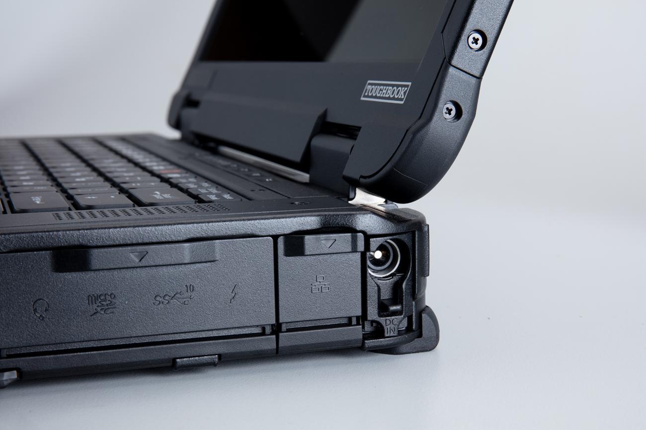 Panasonictoughbook40a 030622