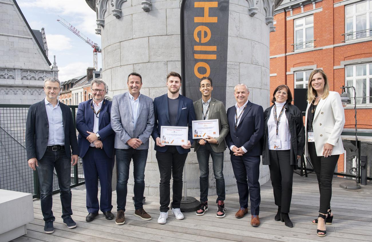 Orangefabbelux_juni1222