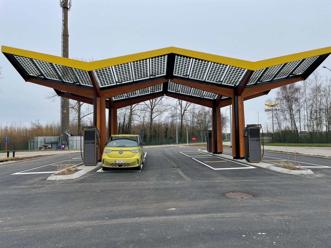 Fastnedwalshoutem0230224