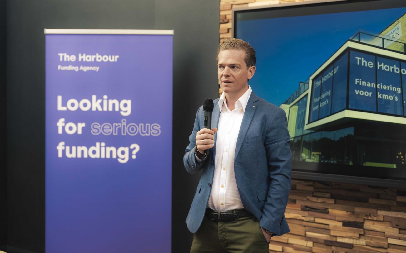 Theharbour3270224