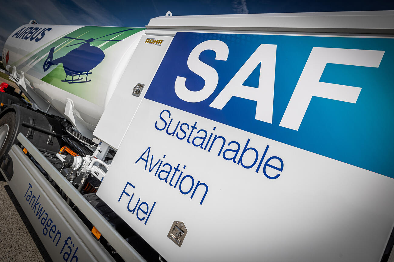 Eeconicairbus7071024