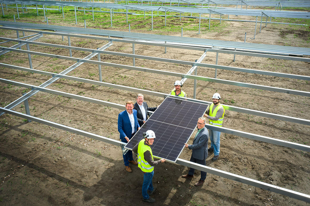 Kristalsolarparklommel1 210725