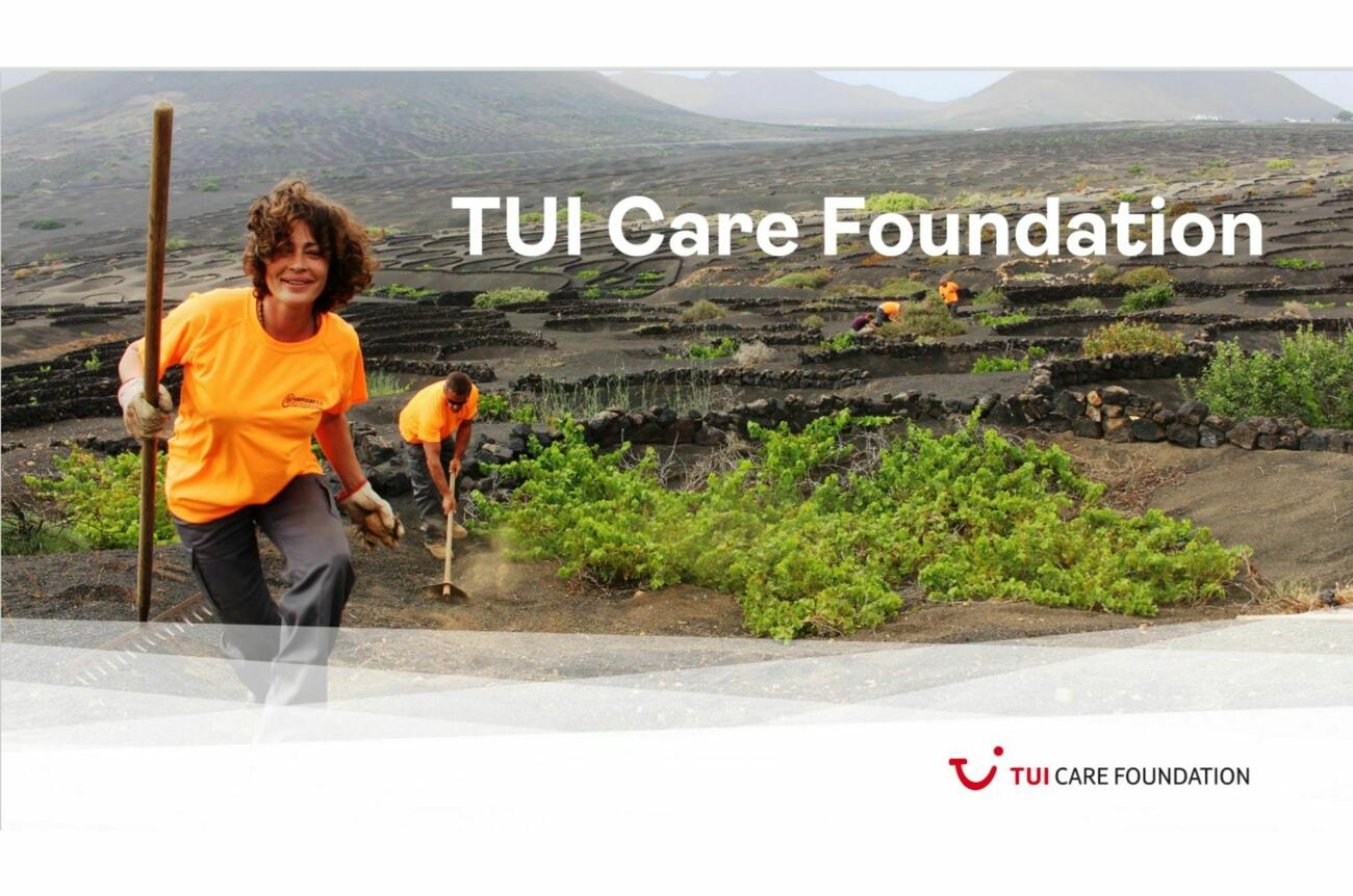 TUI CF1 140825