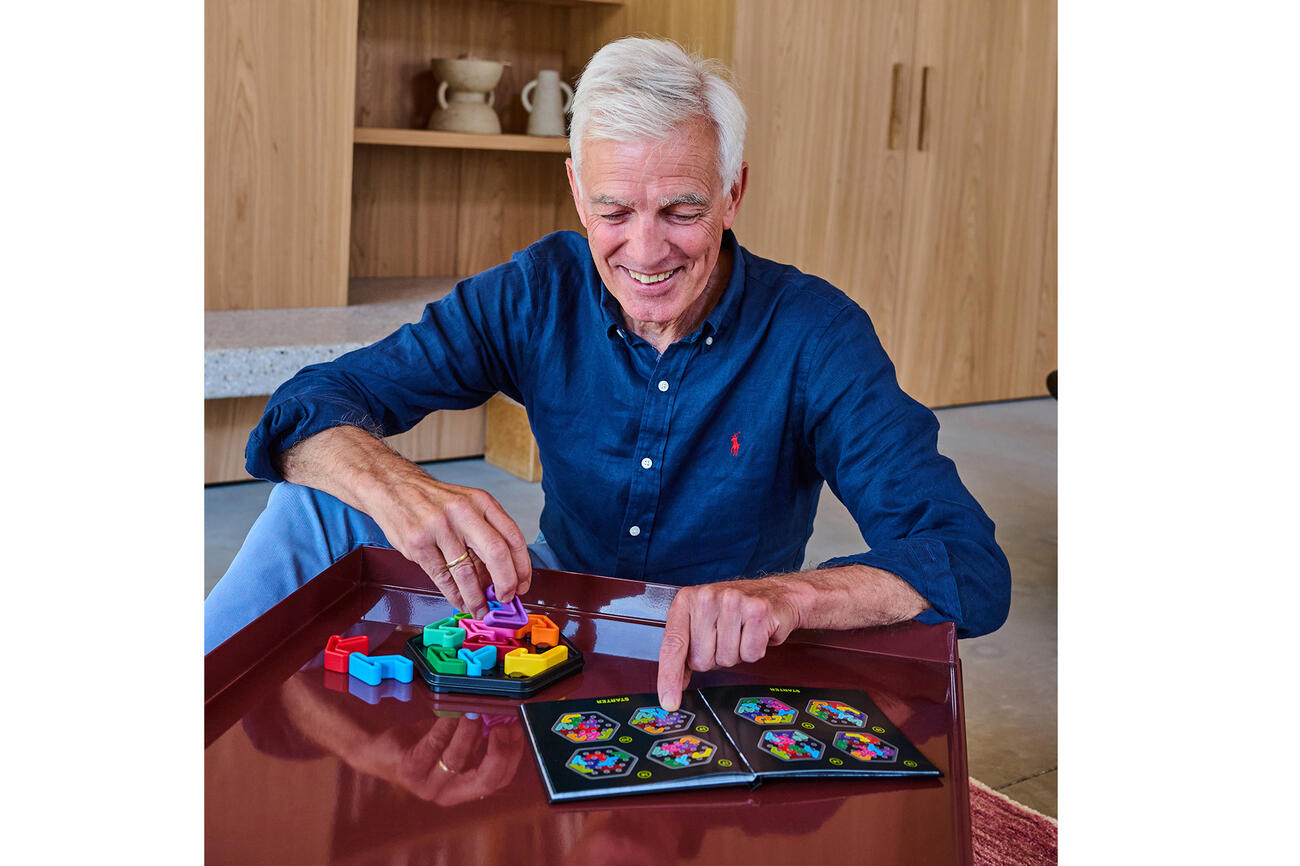 Smartgamesiqdeluxe1 260825