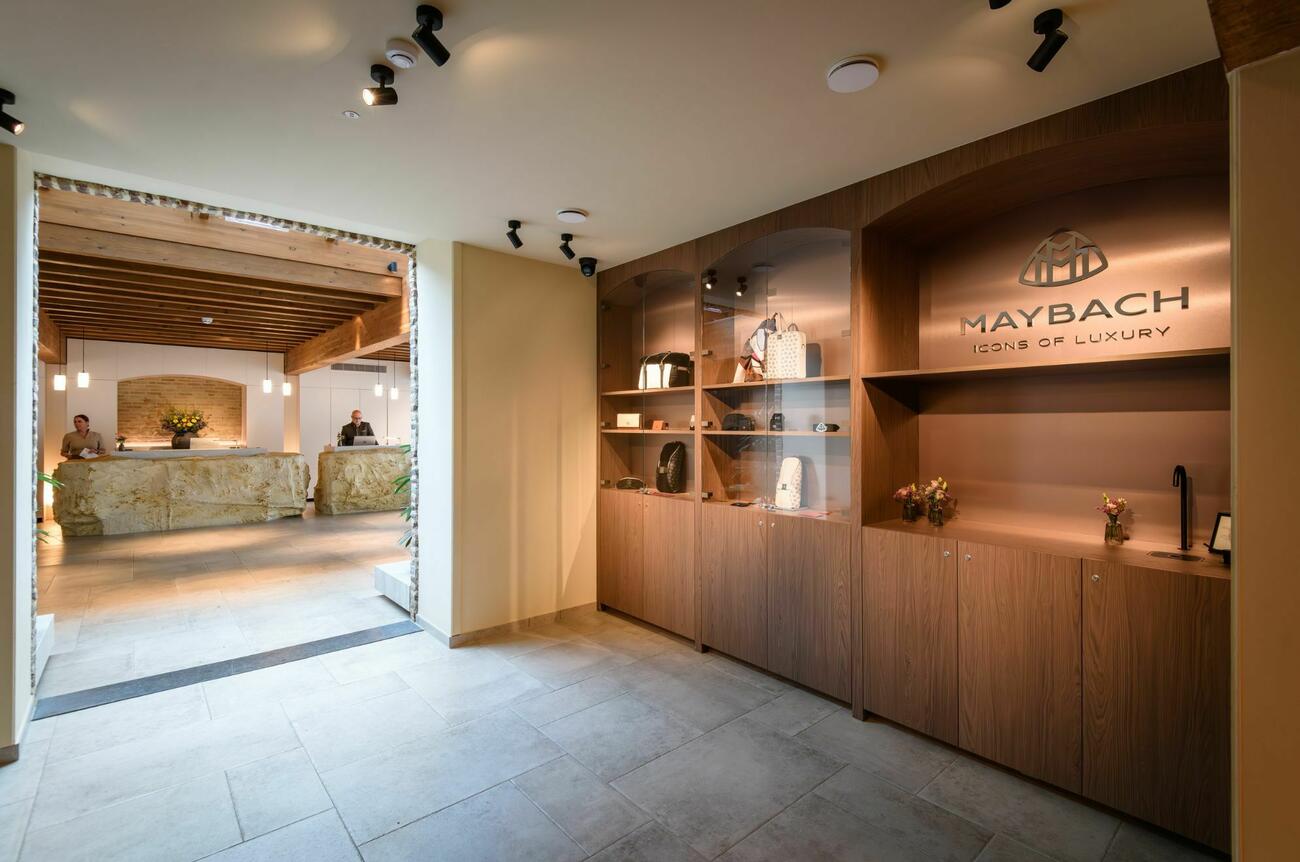 Mercedes Maybach3 40925