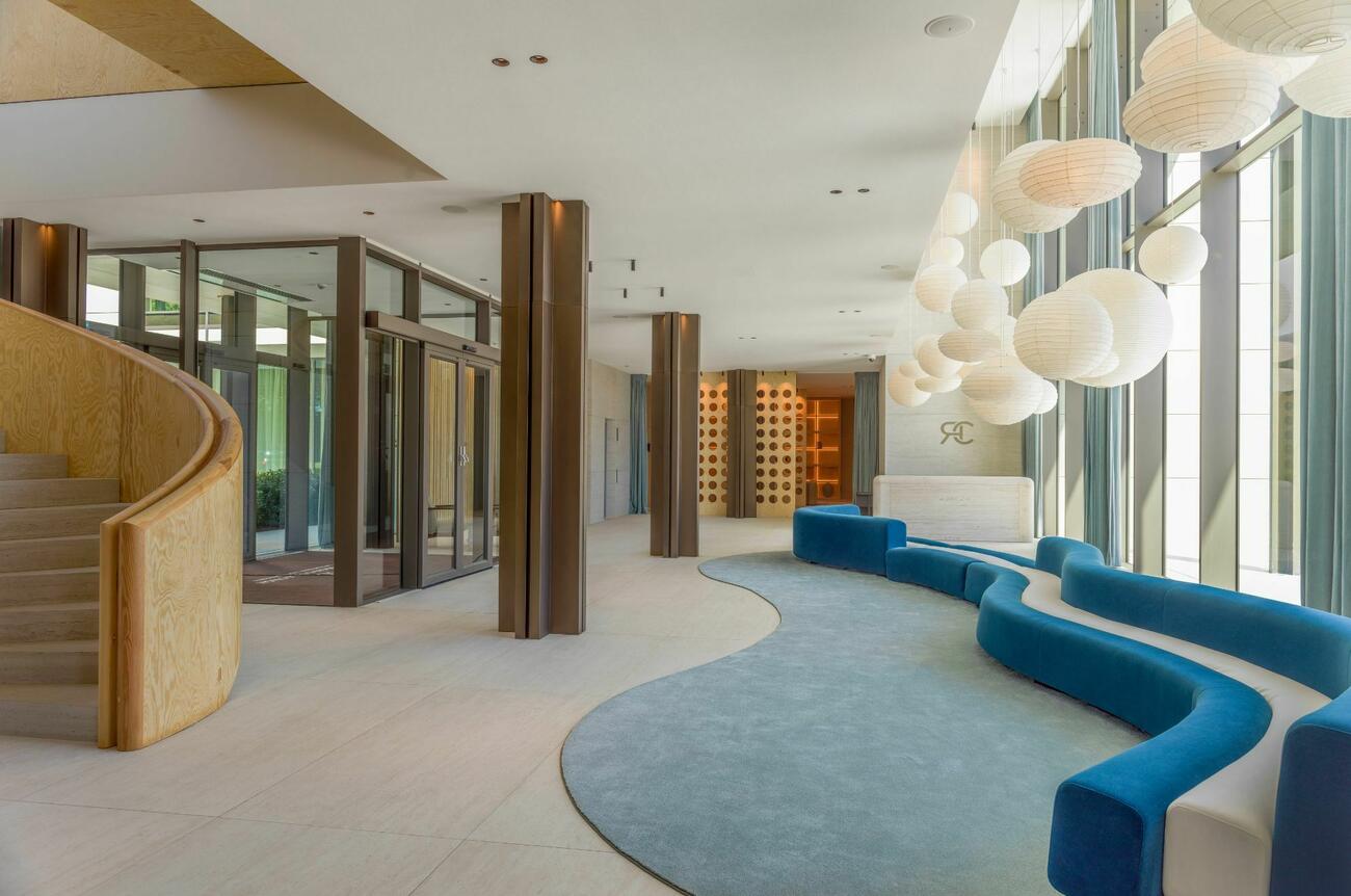 Radisson Collection3 50925