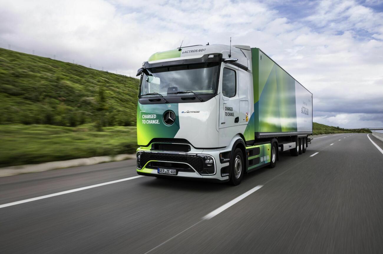 Mercedes Benz Trucks e Actros 400 1 300925