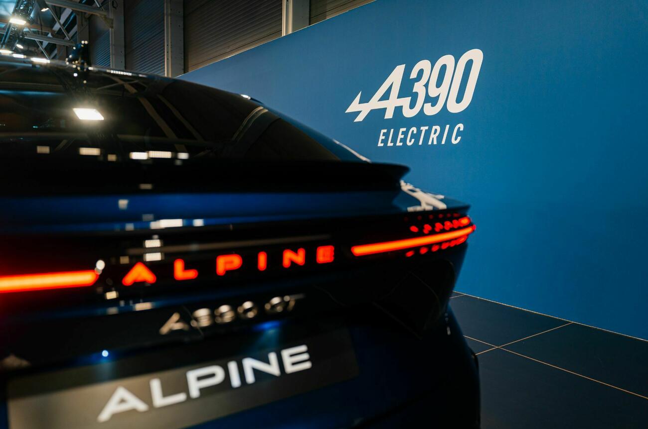 Alpine A390 3 91025