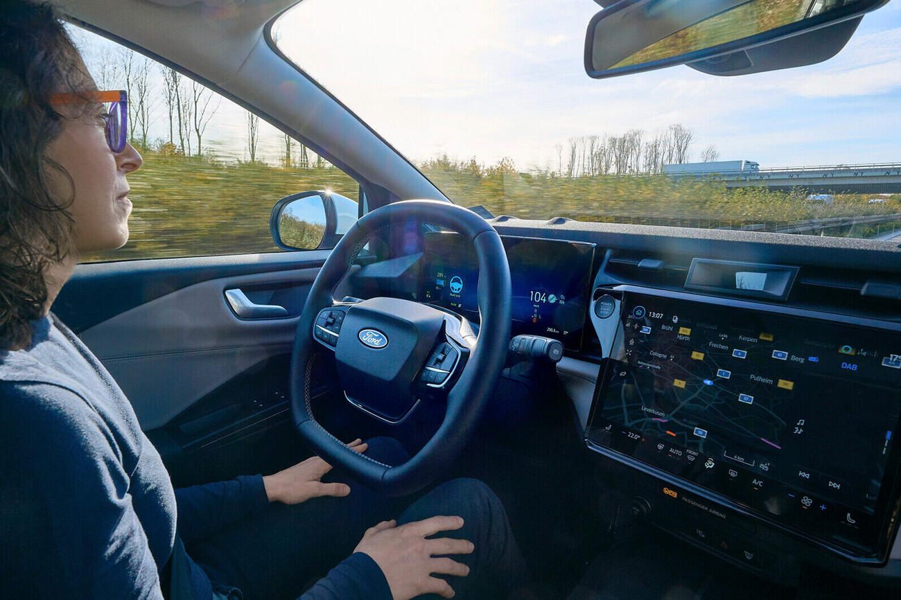 Fordbuecruise2 1711251