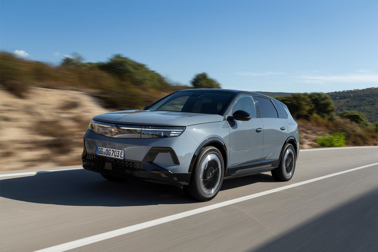 Opelgrandland1 241225