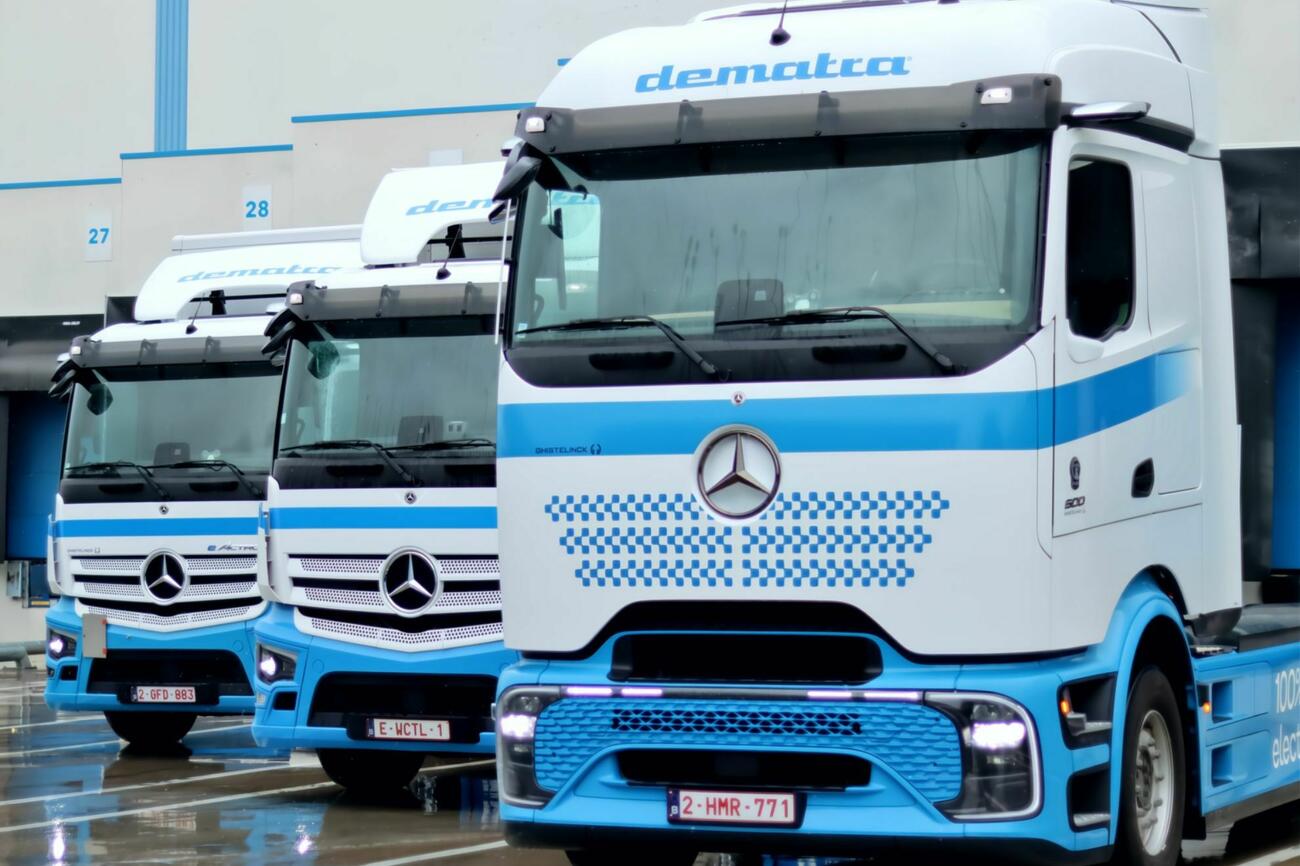 Dematra Mercedes Benz e Actros212253