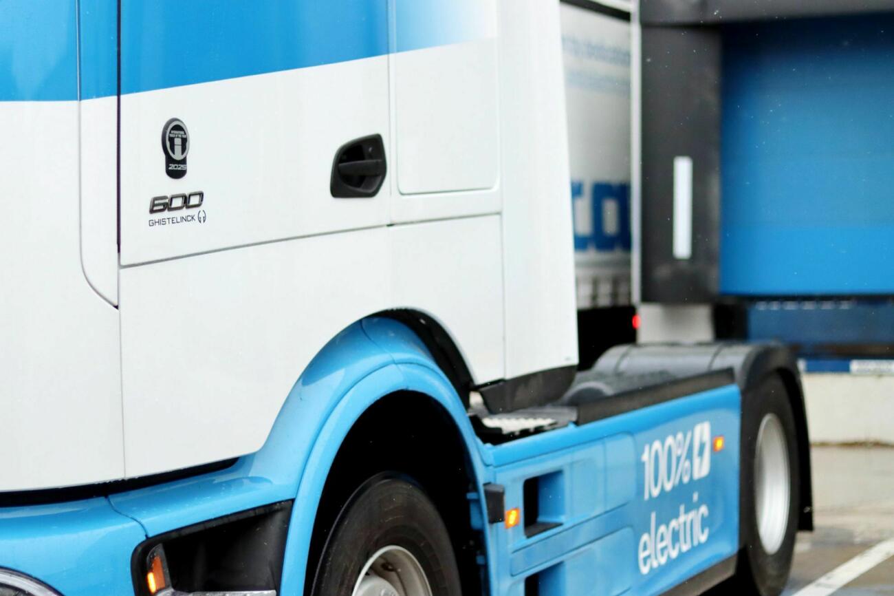 Dematra Mercedes Benz e Actros21225 2