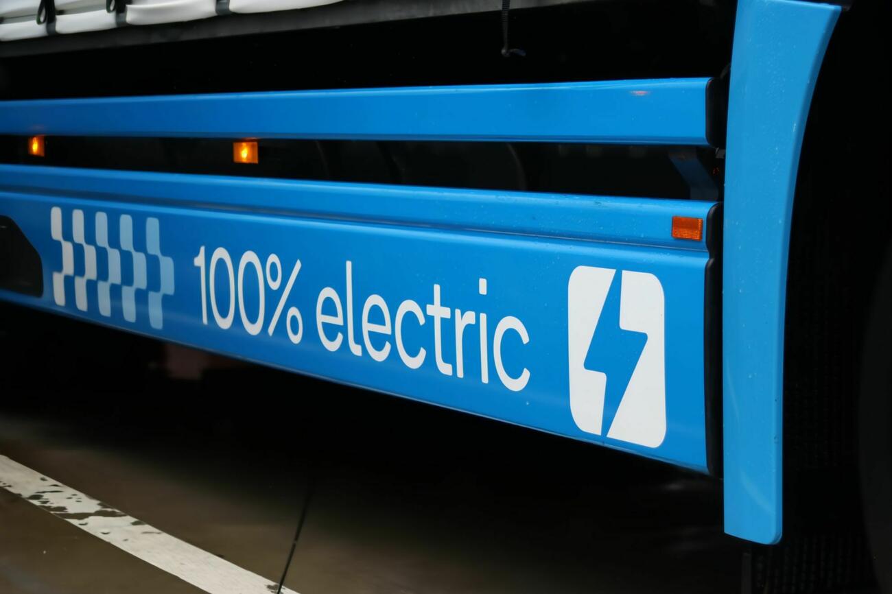 Dematra Mercedes Benz e Actros21225