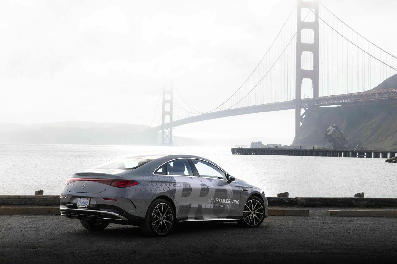 Mercedes Benz MB DRIVE ASSIST PRO60126 1