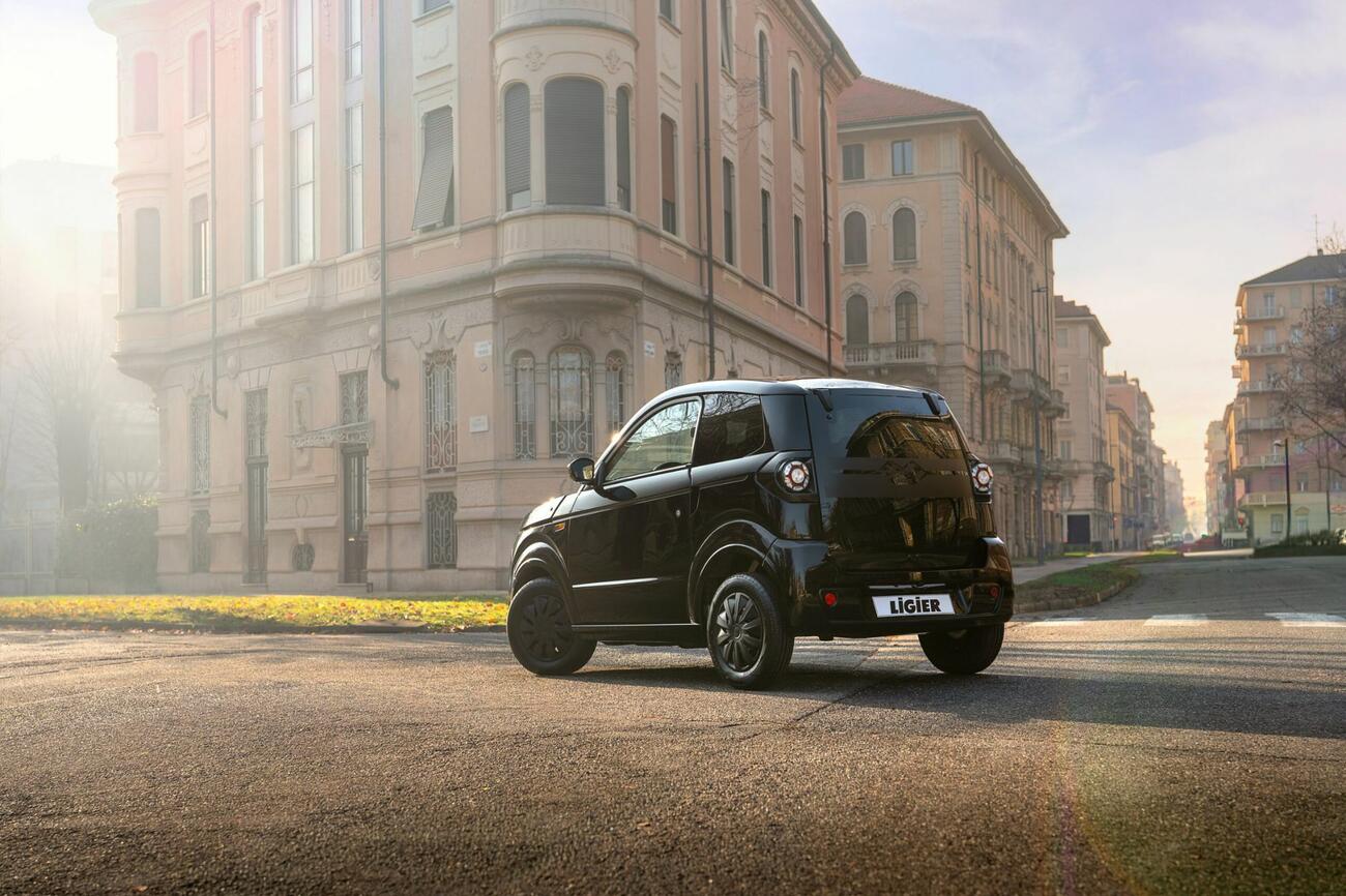 Ligier Myli met LAB en MAX230126