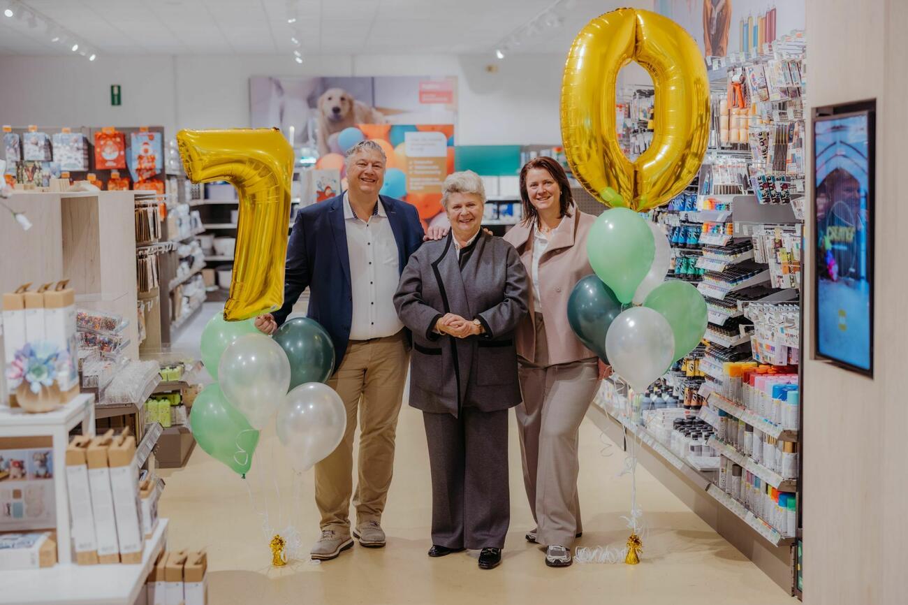 Avamzeventig1 070426