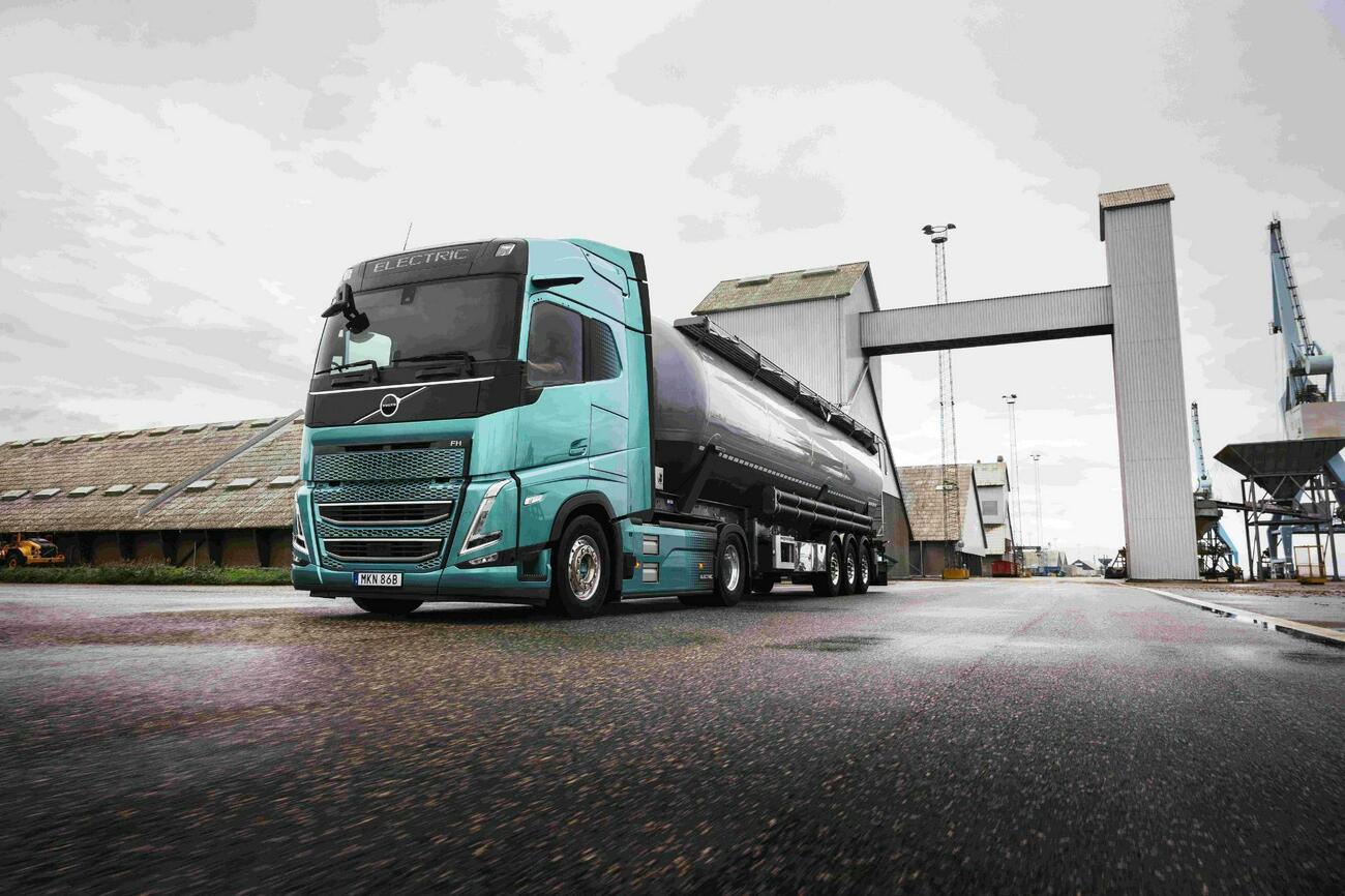 Volvotrucks700km5 1404