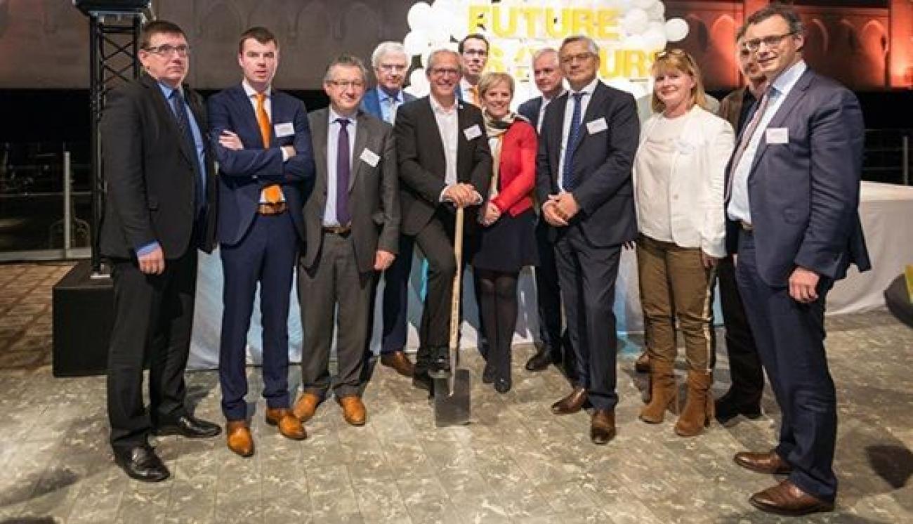 9918391e14ebdf4038d3b24227b162c1