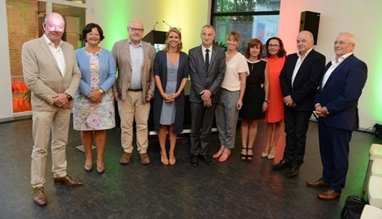 B2874a42fe88b08af134643072d3a116