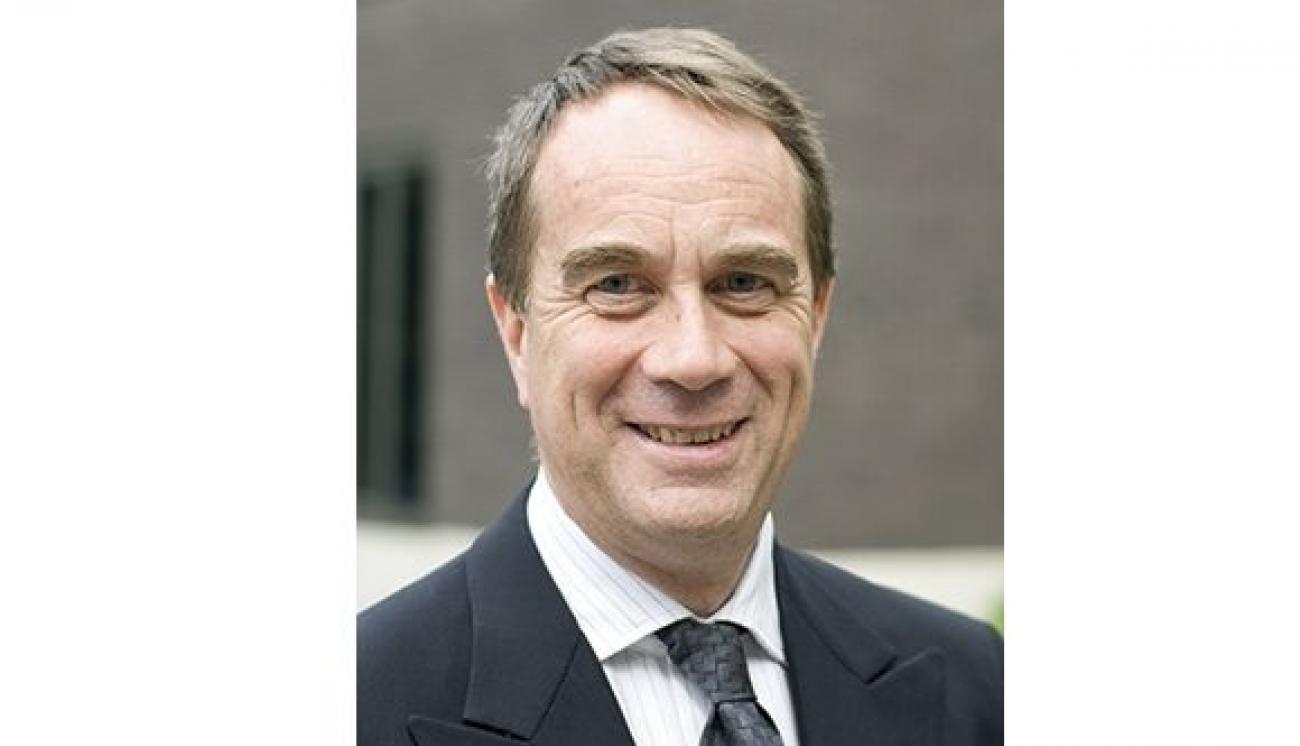 B901af497a970eaeca22d956bd8ad975