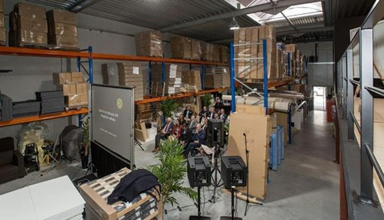 Acdd134d5a55c3ba8a9130f3c9d037e4