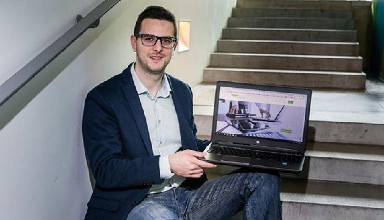 Ae001ca51d1d5f0871dcfd163d1353d2