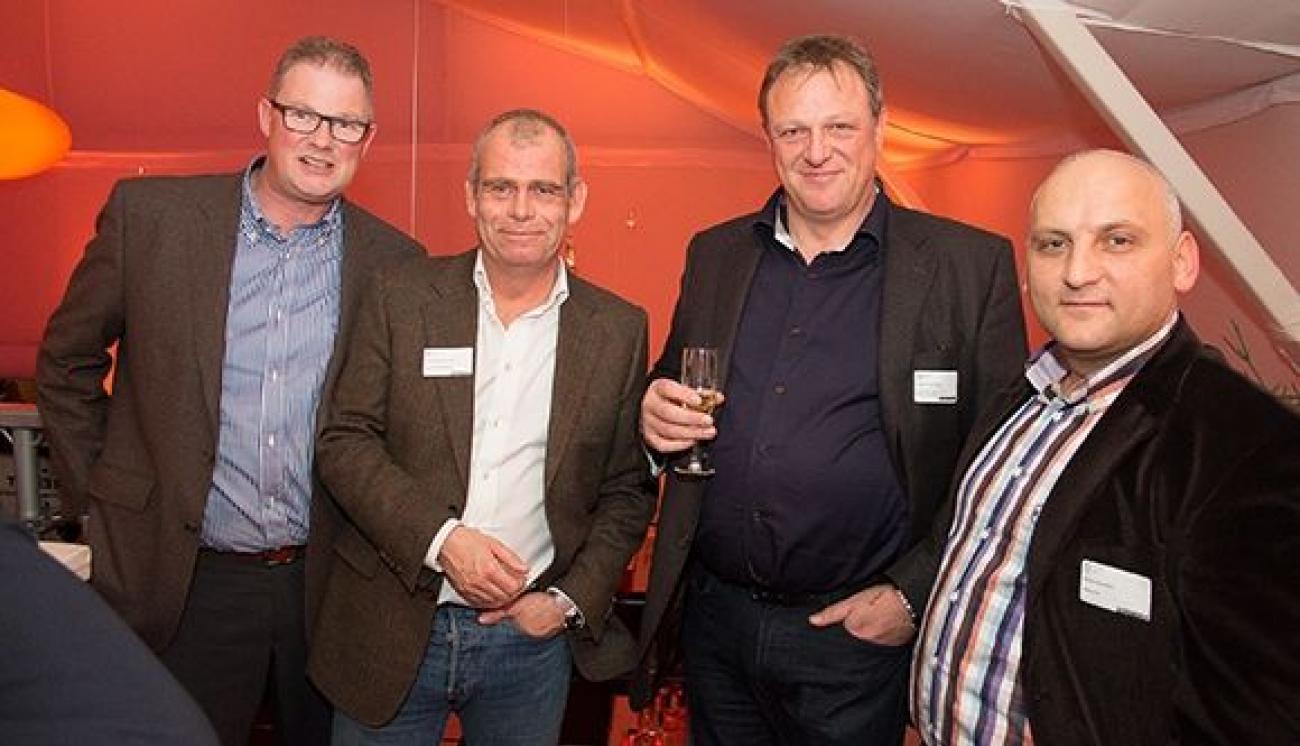 7d97e6c18074d3464933afe38c6c26a3