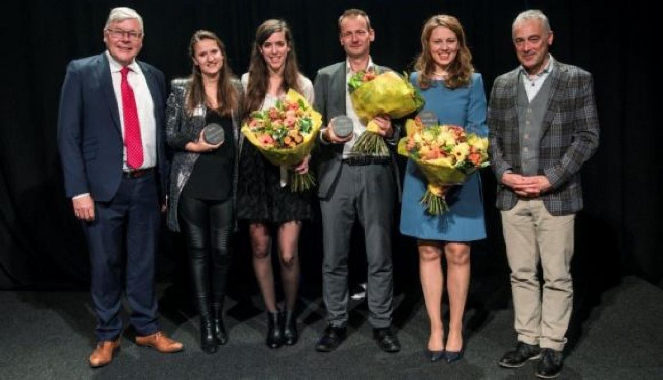 8dc30bce13970ef395bf0180330a045d