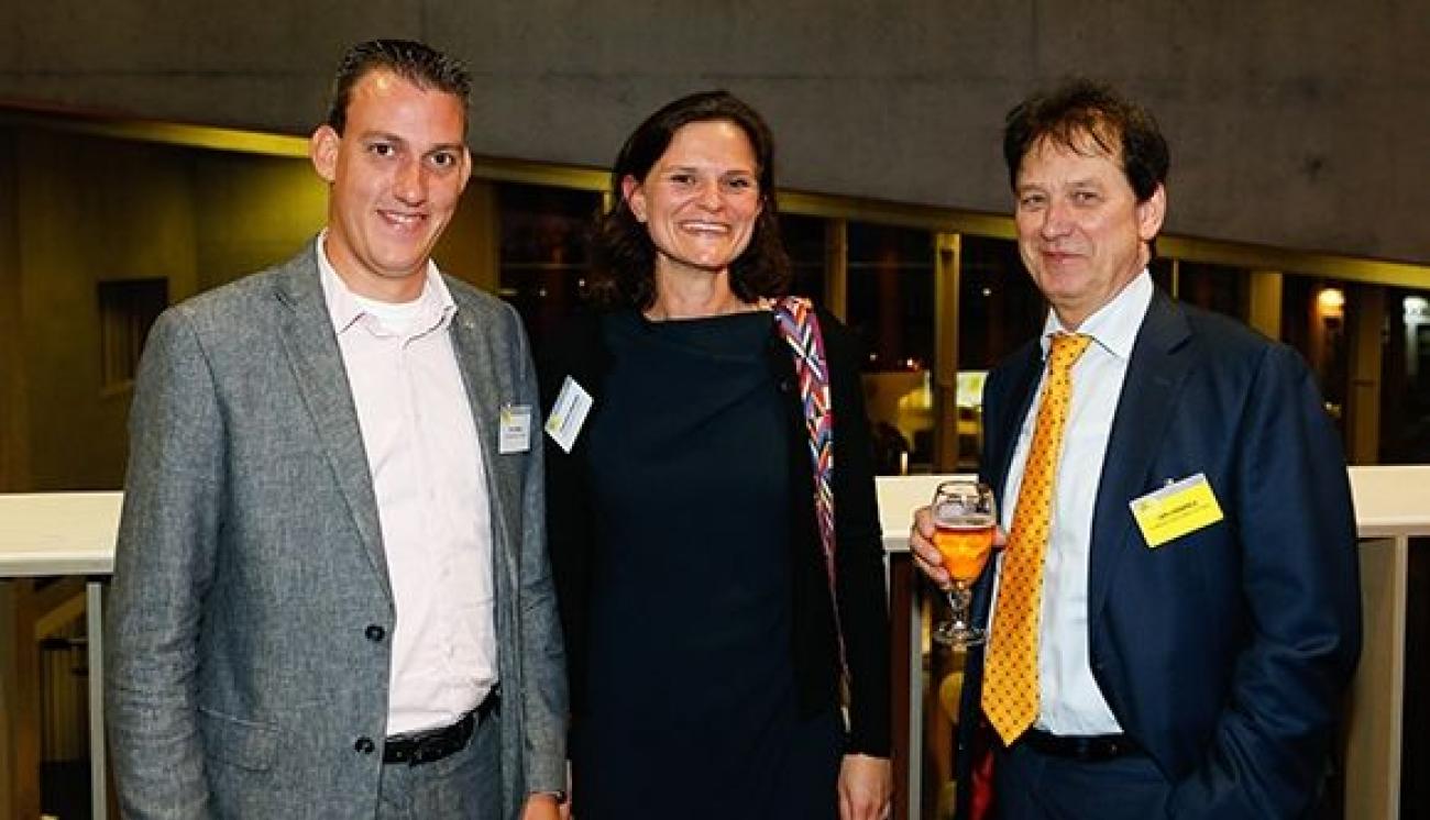 E6cedef461eebb1e9724716bd15ff4a6