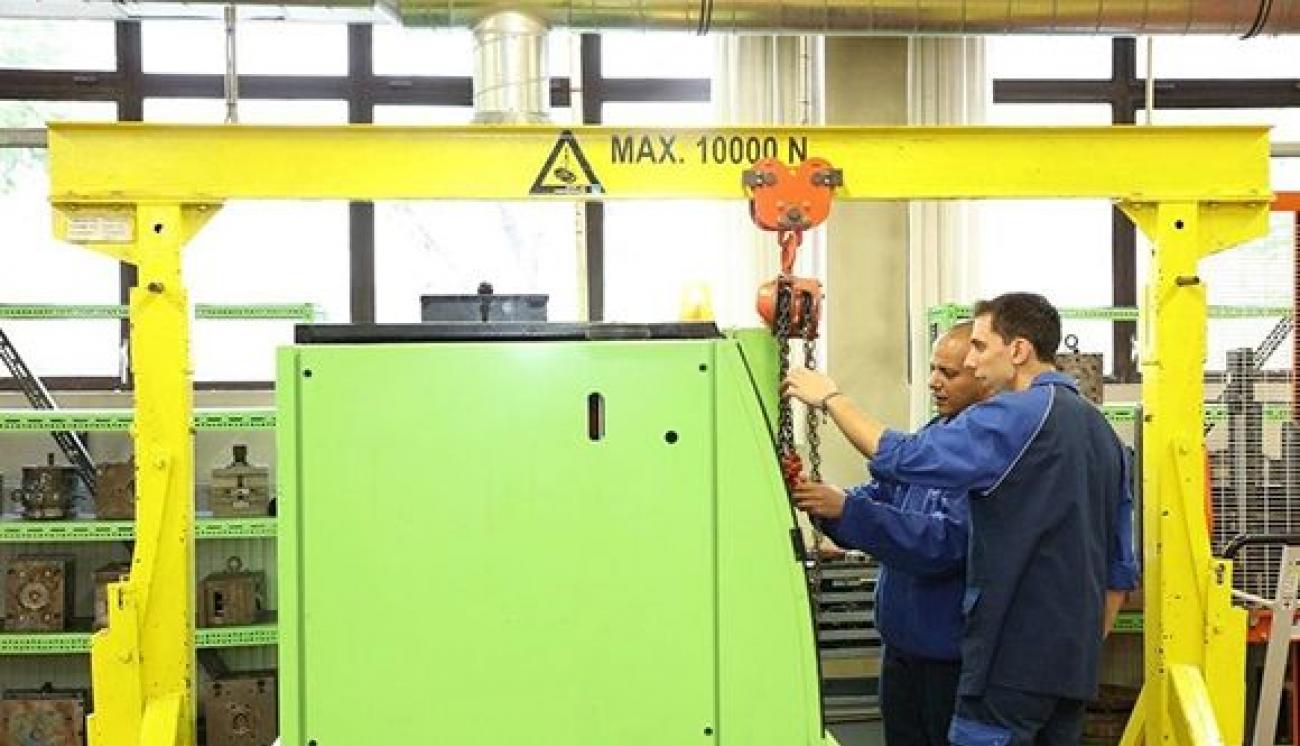 Ea6fe88bc4de7916560aadd903e512f9