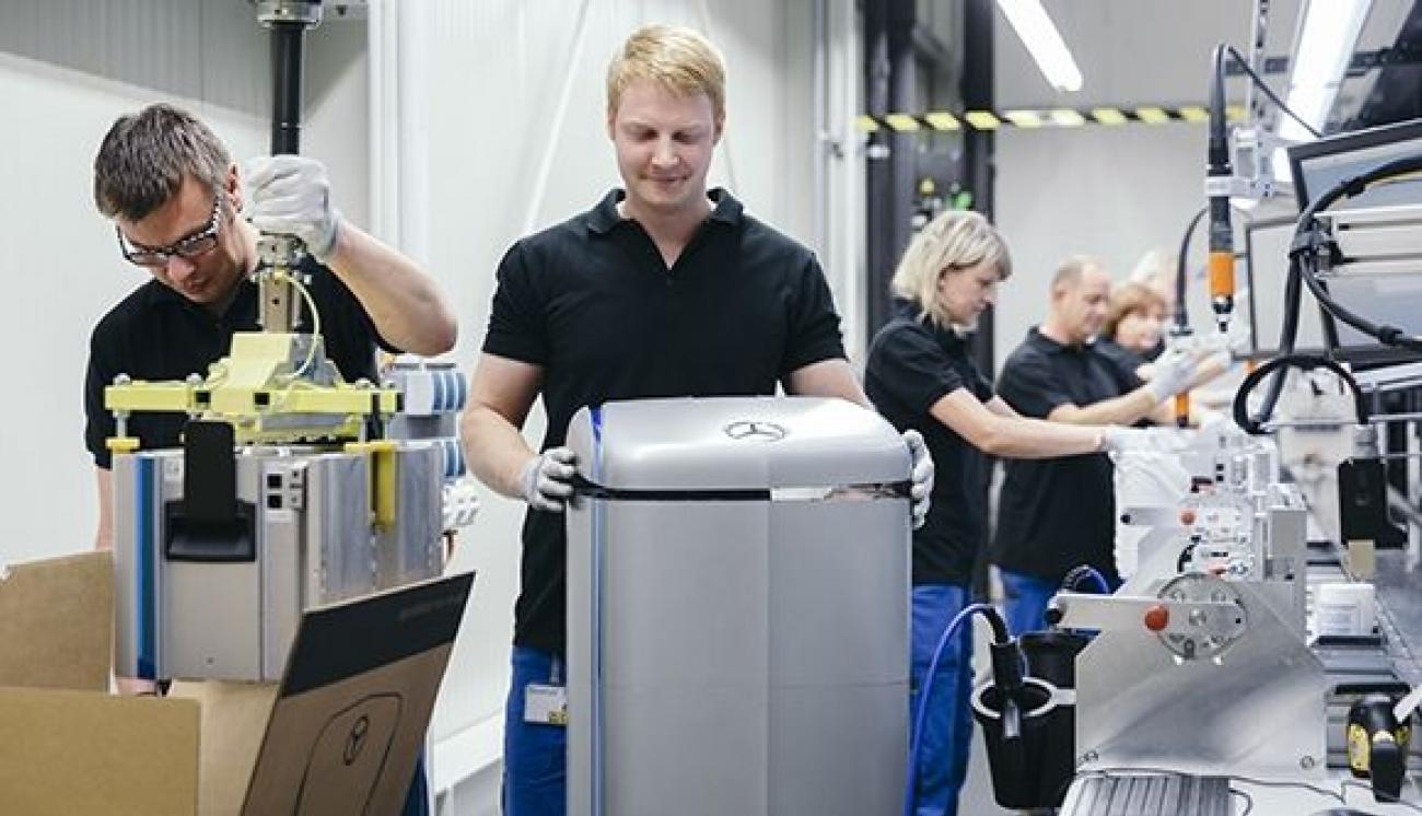 Eb9796b8af2f40d37f1198318737af35