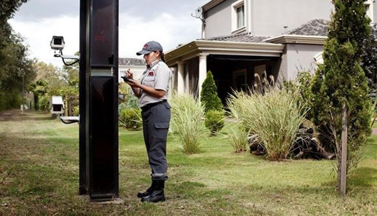 Ef82205622461cbddc7f7cee593f98ae