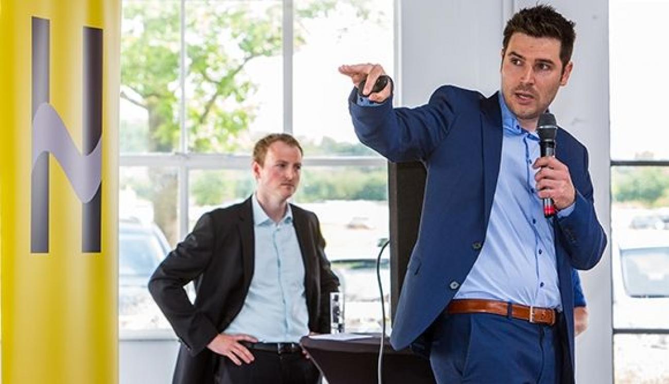 Caf7df9f7ec53f55d949a396c1573421