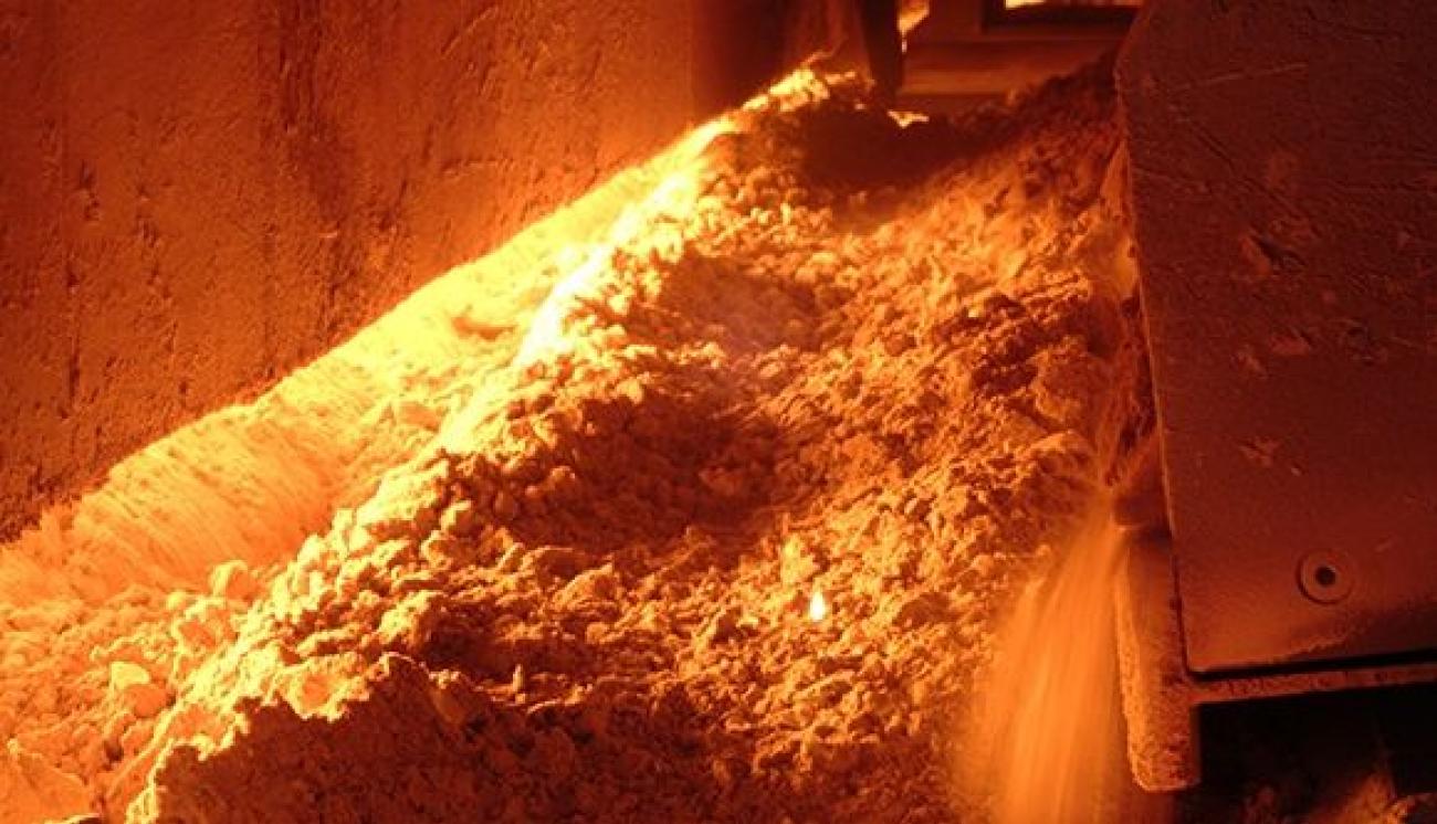 D6bf2748ee06d1e5d57afa3f30d75e03