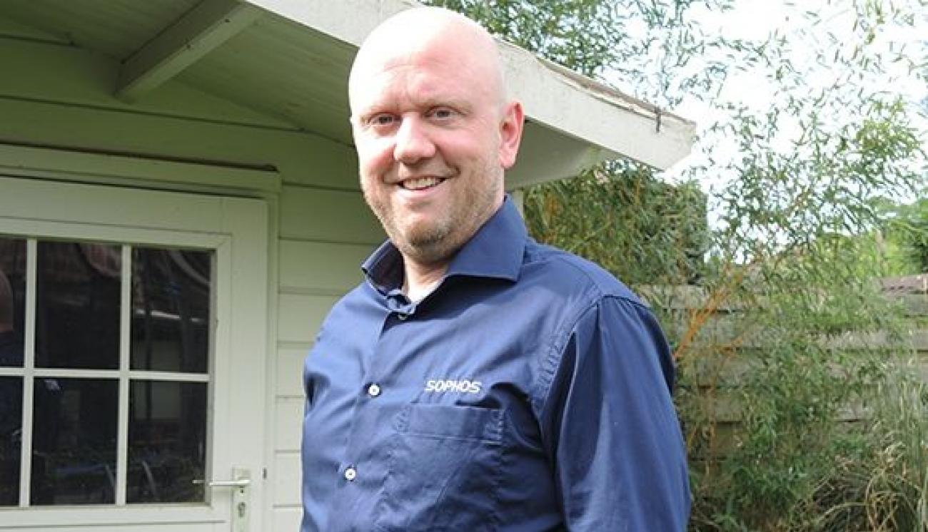 D5bffb8f460b9943bacafc98e0b73516