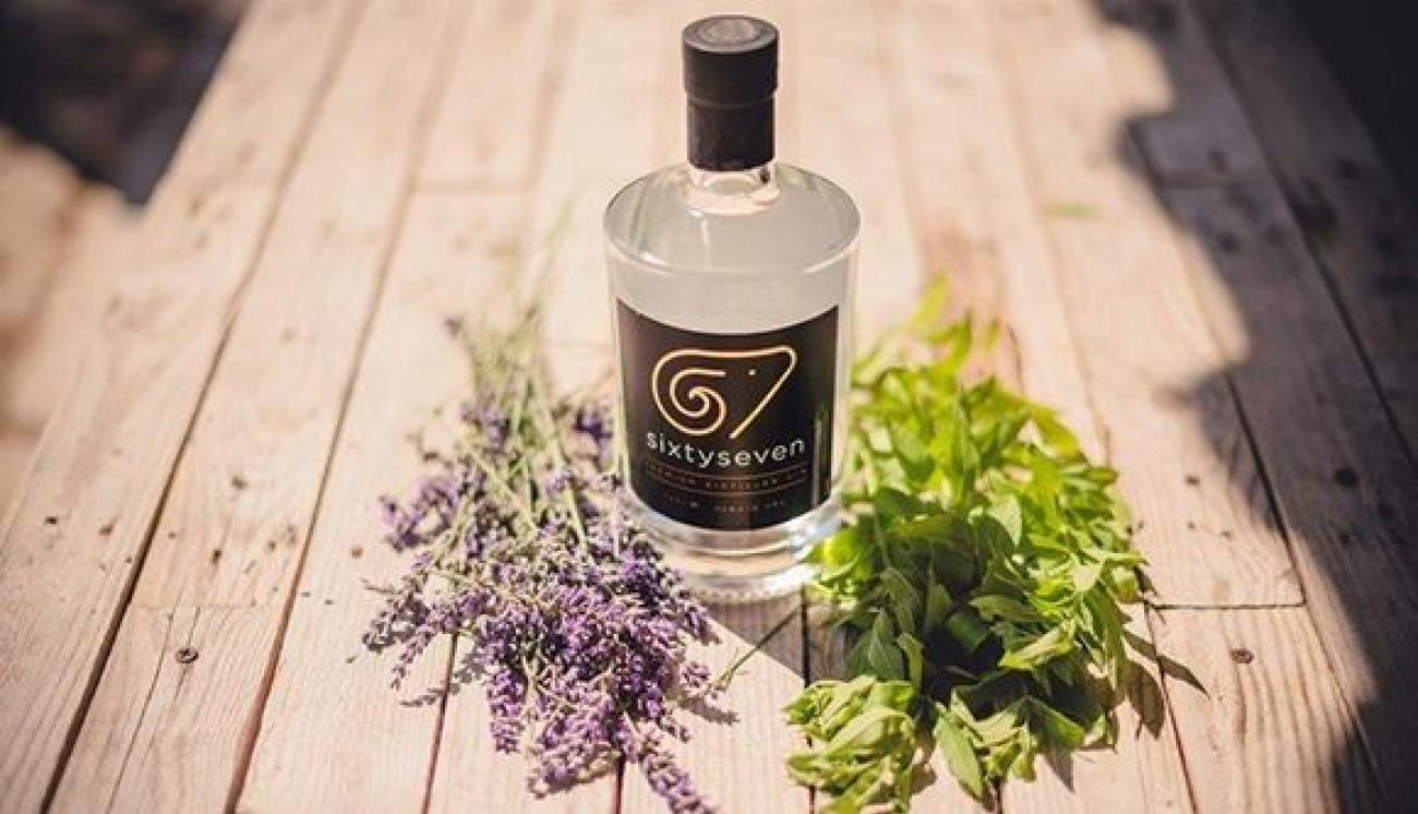 D2d1b6c2e53bac45a901aa221852c068