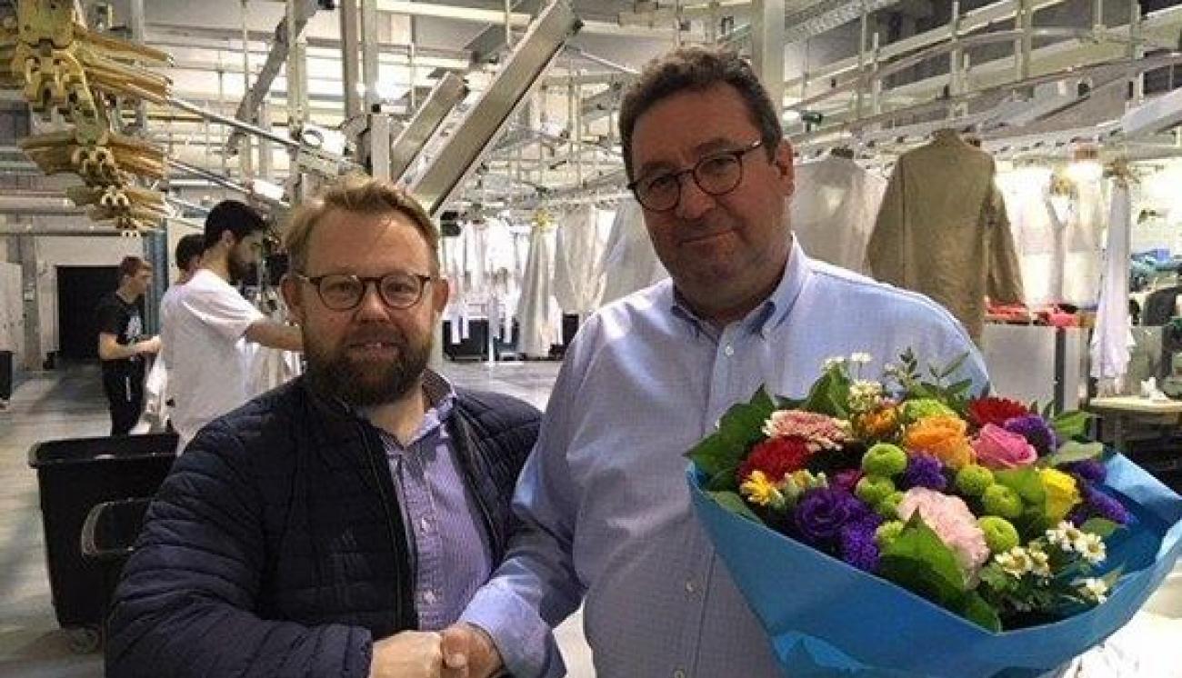 153c33532a36bdb79cd153f25c3fb5be