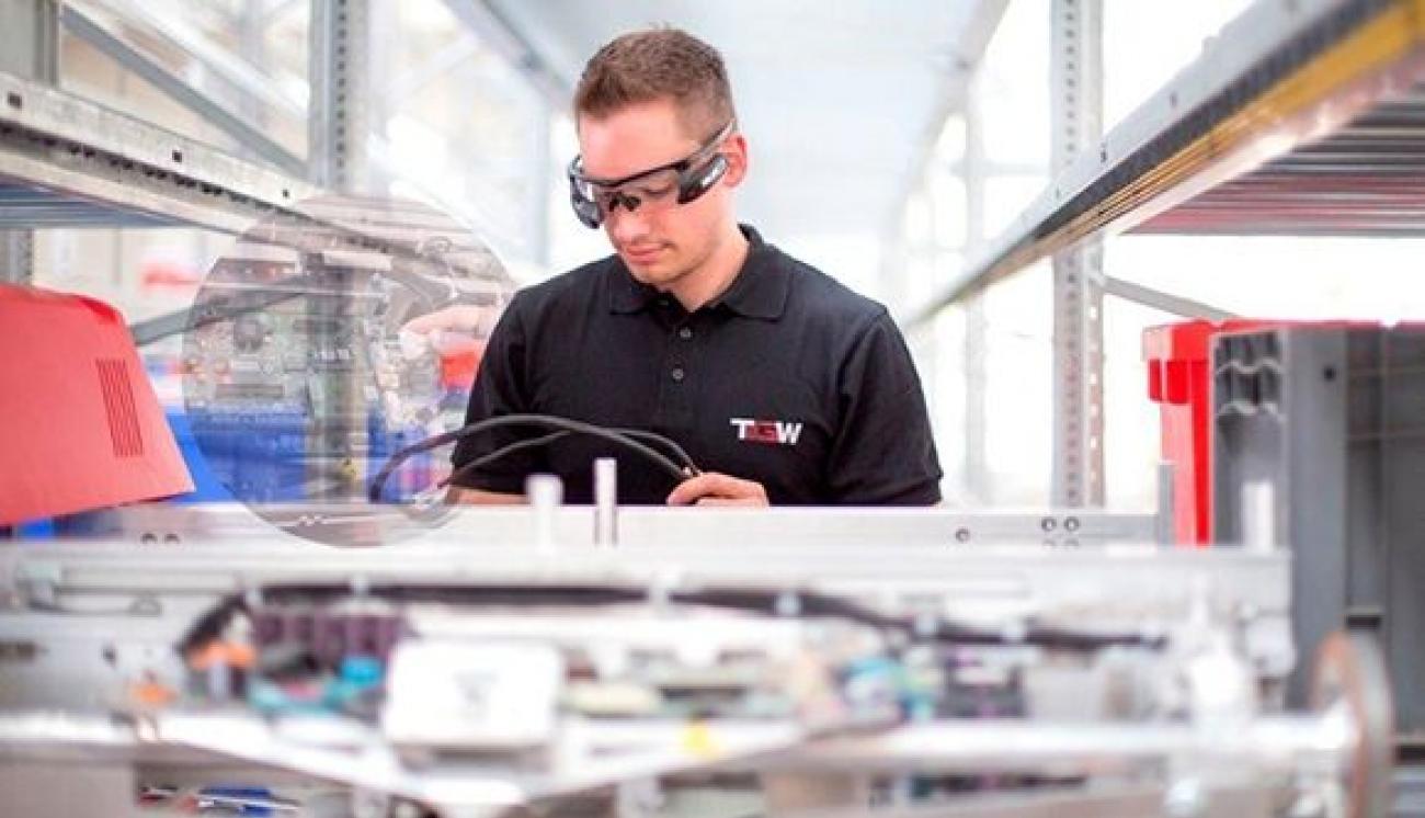 614c9eb0c9eec7750cc68cc4fc158f94