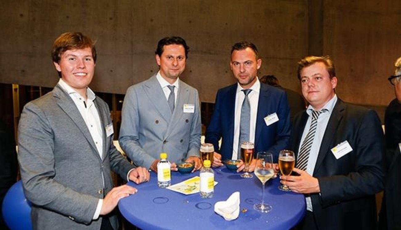 5516d3e2d3279ecf4a8b47970f4943b7