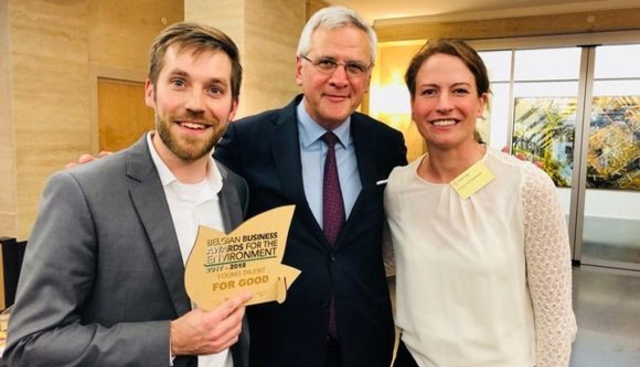 73f0bb8e8b0b3d963e65efdc8260b364