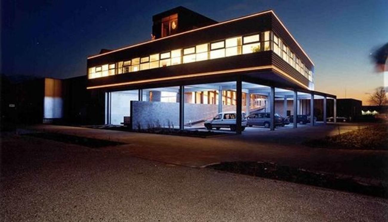 64bb24a558c58d514f3a59b7b29cf13e