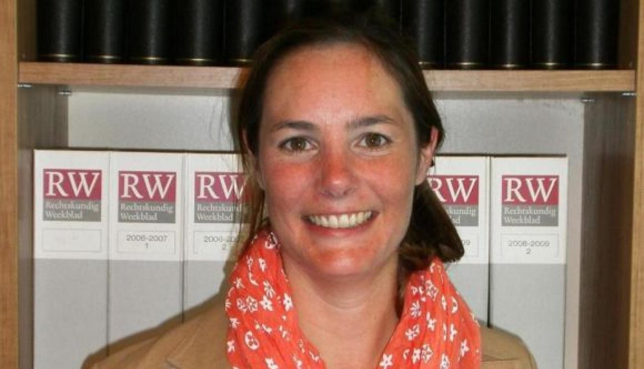 38cde4865f6aaa6561624b83cd6c5cbb