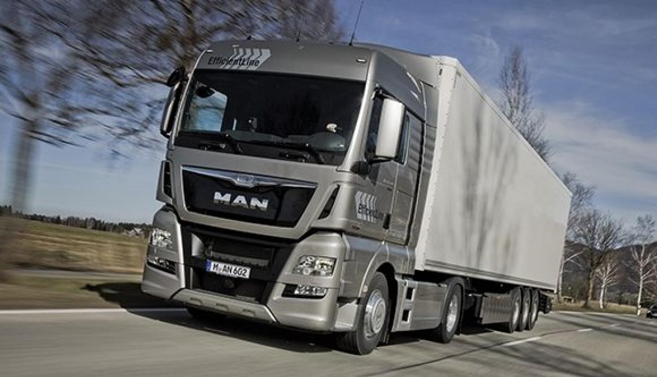 39cd2f4d24e6ef3075efd644af031579