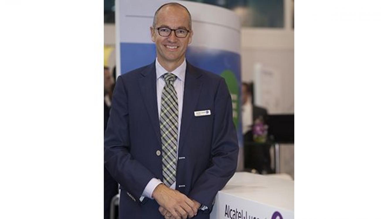 33aac5a623798c0c4159ca66695be480