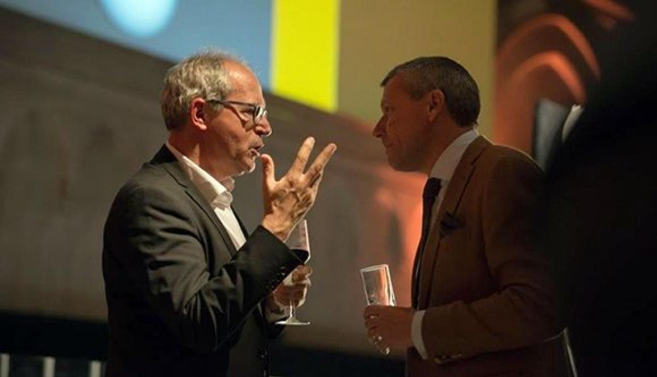 334b007941eb5ccd5b52a3b672d9800f