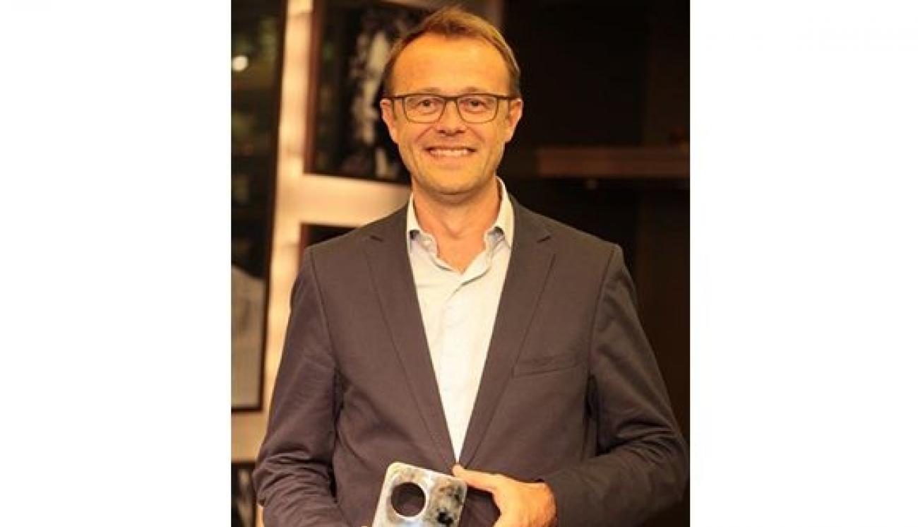 5063b9df549df44a91d995d90a10e8df