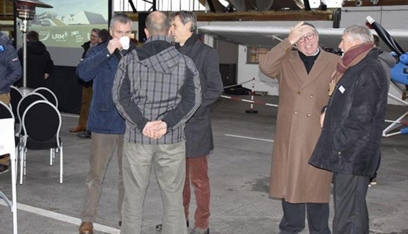 43f727eb90795aad532122e1011bb1af